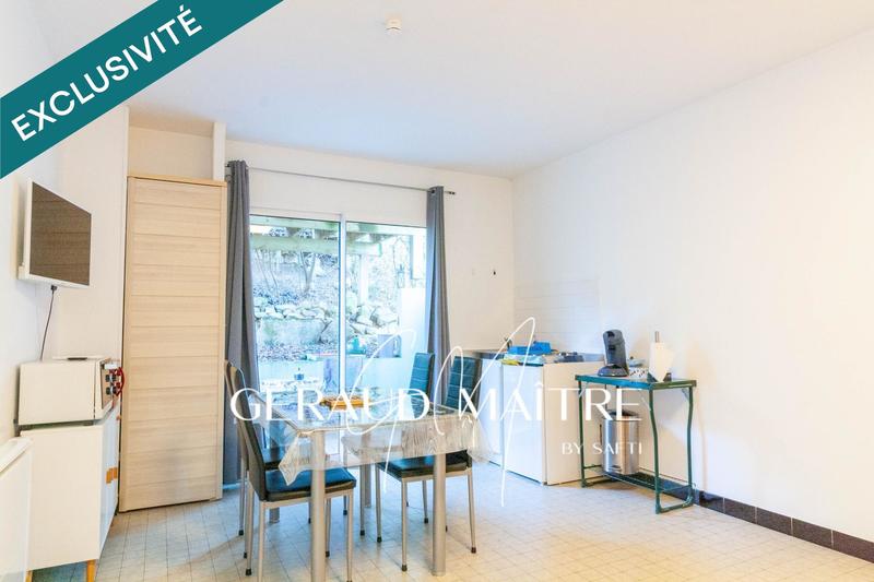 Maison - 196 m² - 10 pièces