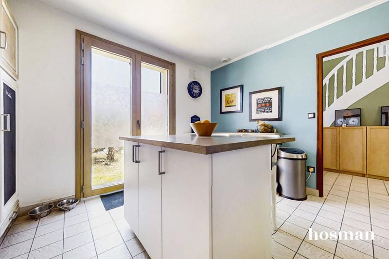 Maison - 161 m² - 6 pièces