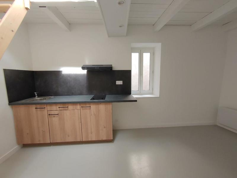 Studio - 28 m² - 1 pièce