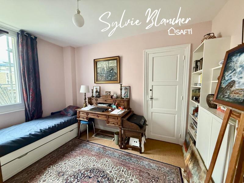 Appartement - 100 m² - 4 pièces