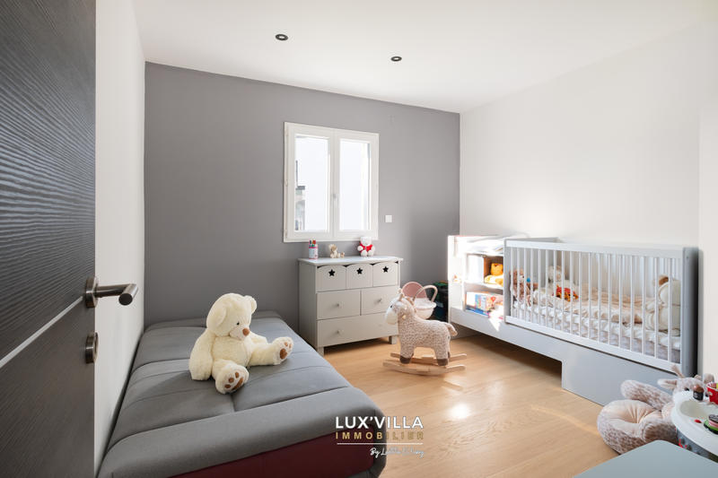 Villa - 344 m² - 12 pièces