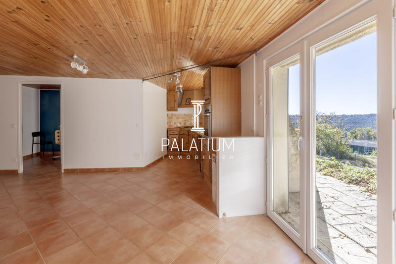 Maison - 326 m² - 9 pièces