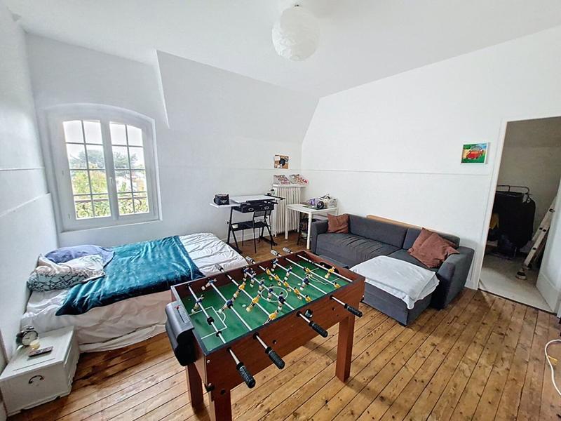 Appartement - 137 m² - 5 pièces