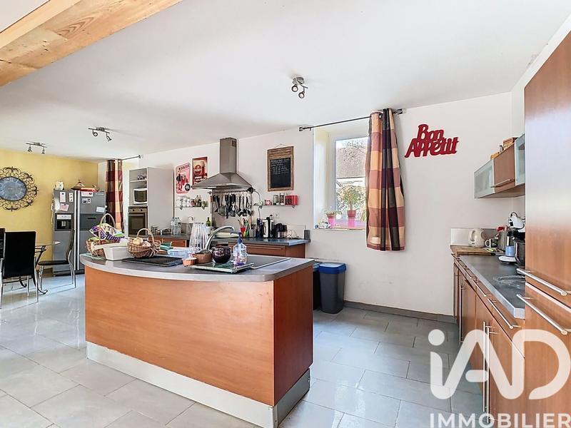 Maison - 325 m² - 7 pièces