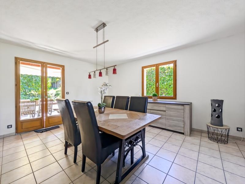 Maison - 160 m² - 7 pièces