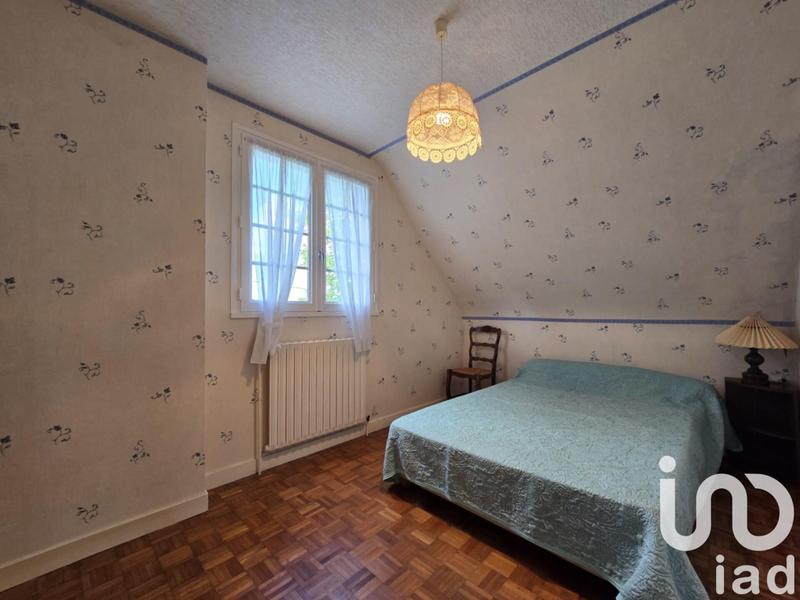 Maison - 185 m² - 8 pièces