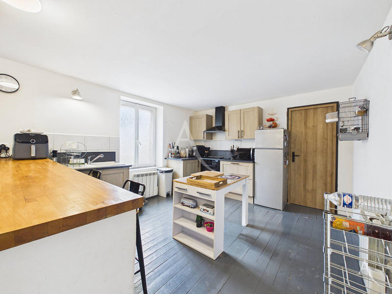 Local commercial - 44 m² - 2 pièces