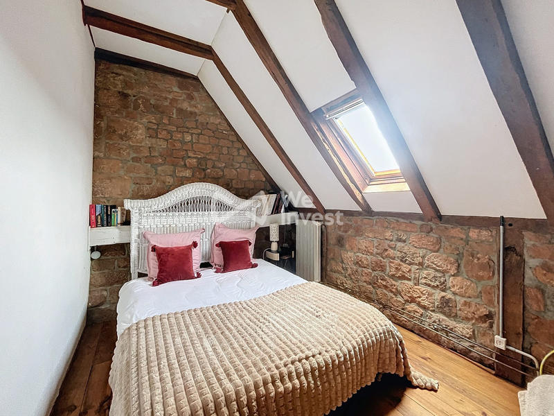 Maison - 189 m² - 12 pièces