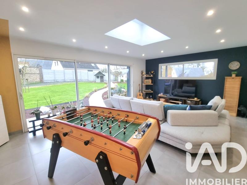 Maison - 185 m² - 9 pièces