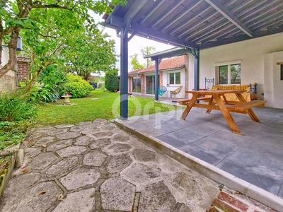 Maison - 137 m² - 5 pièces