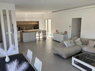Villa - 107 m² - 4 pièces