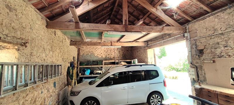 Corps de ferme - 230 m² - 5 pièces