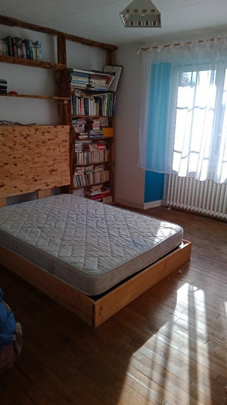 Maison - 93 m² - 5 pièces