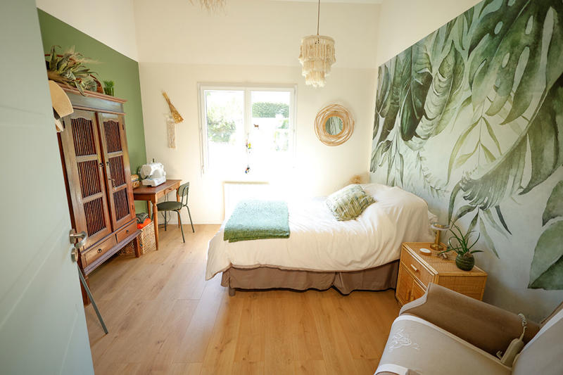 Maison - 250 m² - 6 pièces