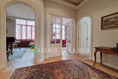 Appartement - 132 m² - 5 pièces