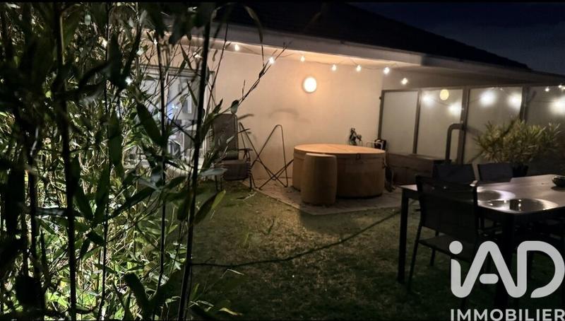 Appartement - 99 m² - 5 pièces