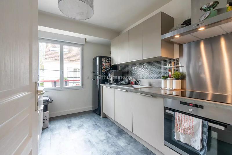 Appartement - 102 m² - 5 pièces