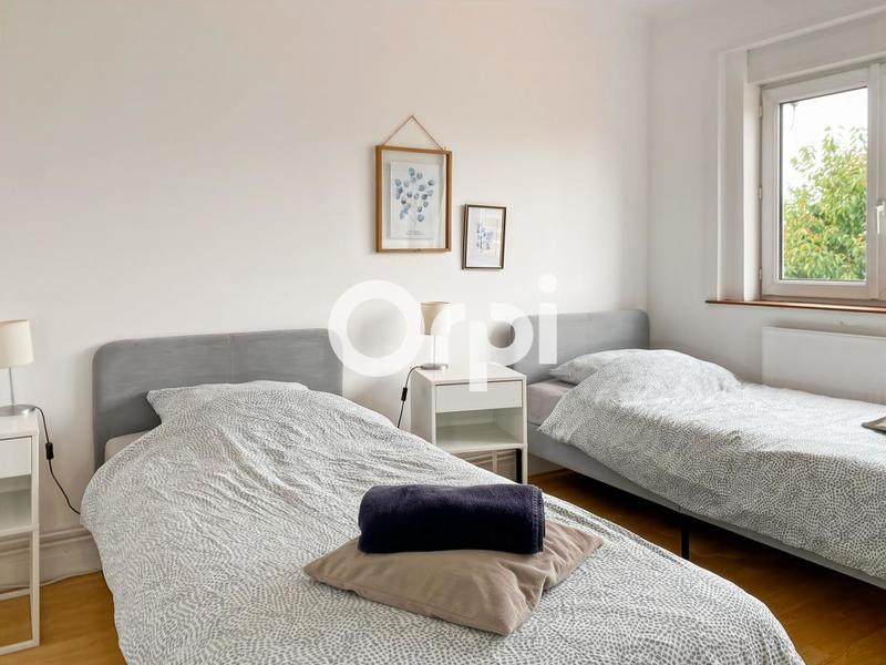 Maison - 200 m² - 6 pièces