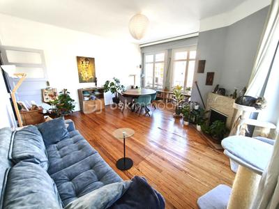 Appartement - 106 m² - 4 pièces