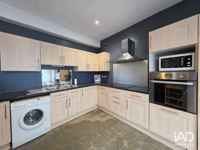 Appartement - 98 m² - 2 pièces