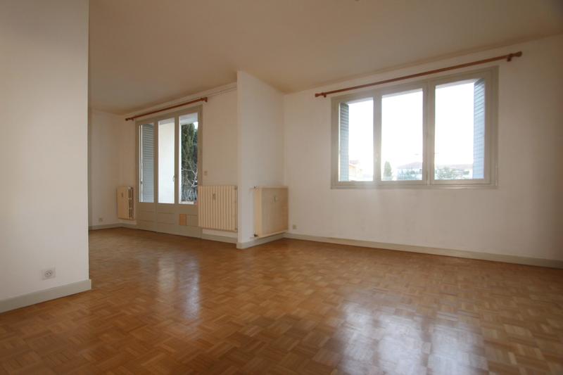 Appartement - 97 m² - 5 pièces