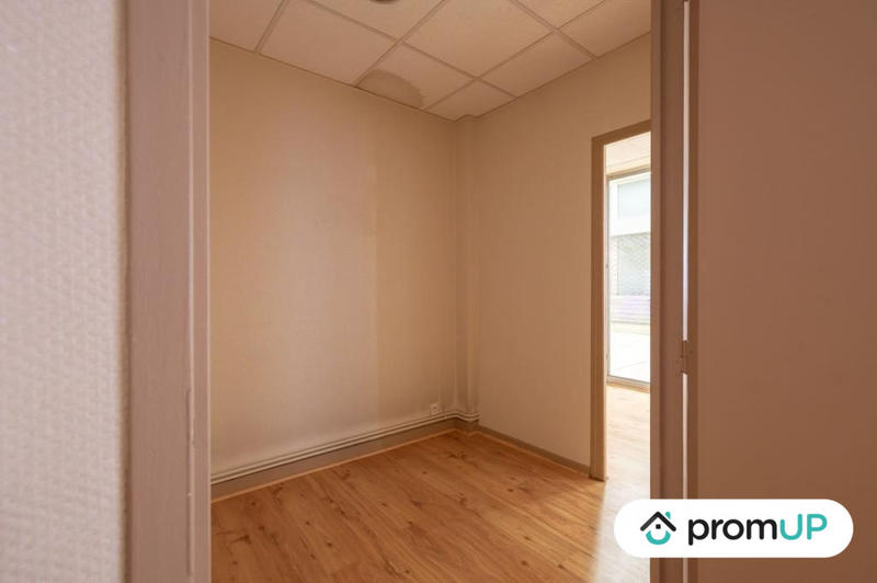 Local commercial - 60 m² - 2 pièces