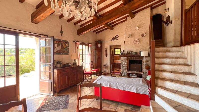 Maison - 95 m² - 4 pièces