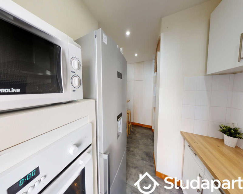 Chambre - 120 m² - 1 pièce