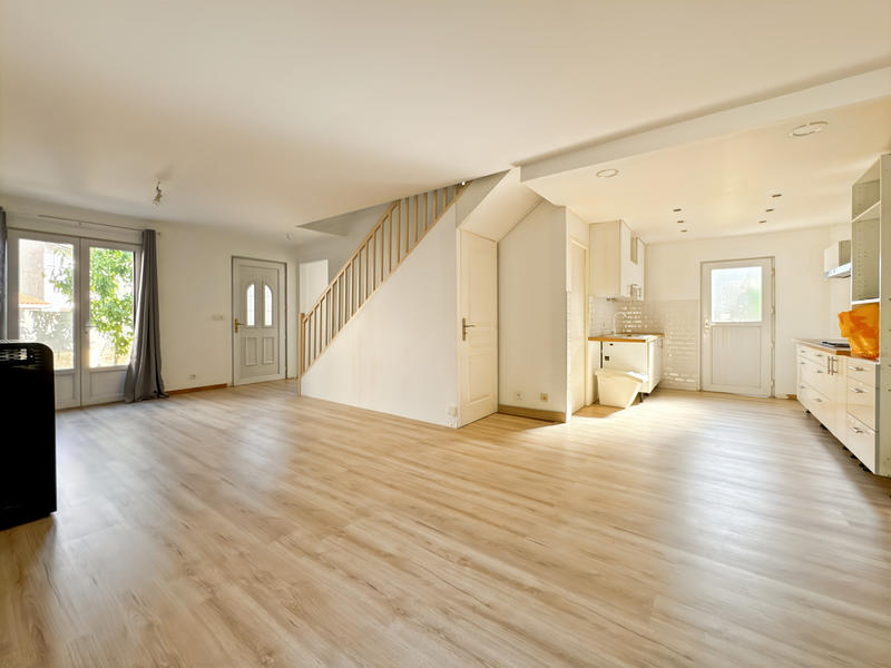 Maison - 105 m² - 5 pièces