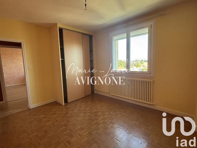 Appartement - 81 m² - 3 pièces