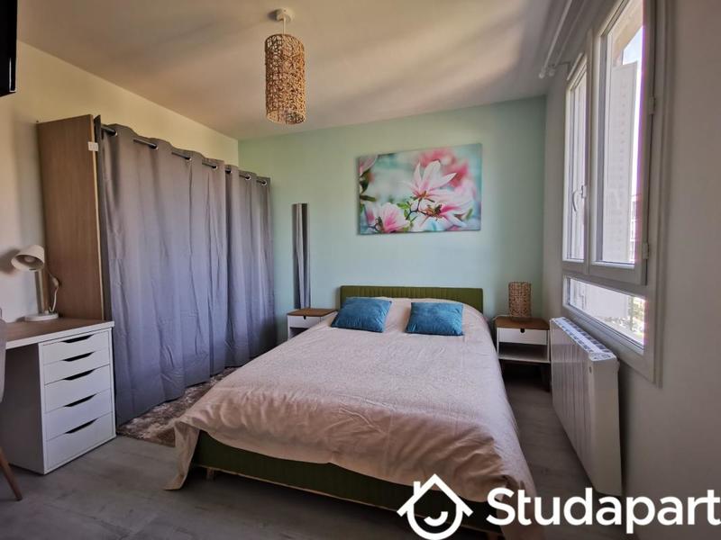 Chambre - 10 m² - 1 pièce