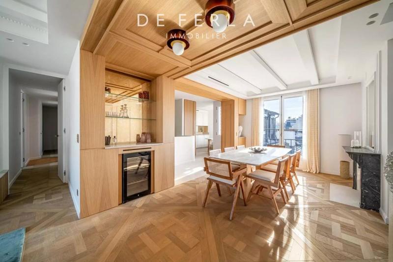 Appartement - 127 m² - 4 pièces