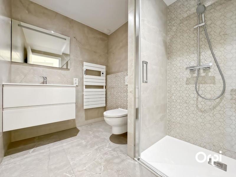 Villa - 230 m² - 6 pièces