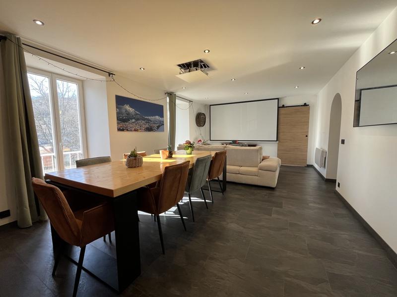 Appartement - 82 m² - 4 pièces