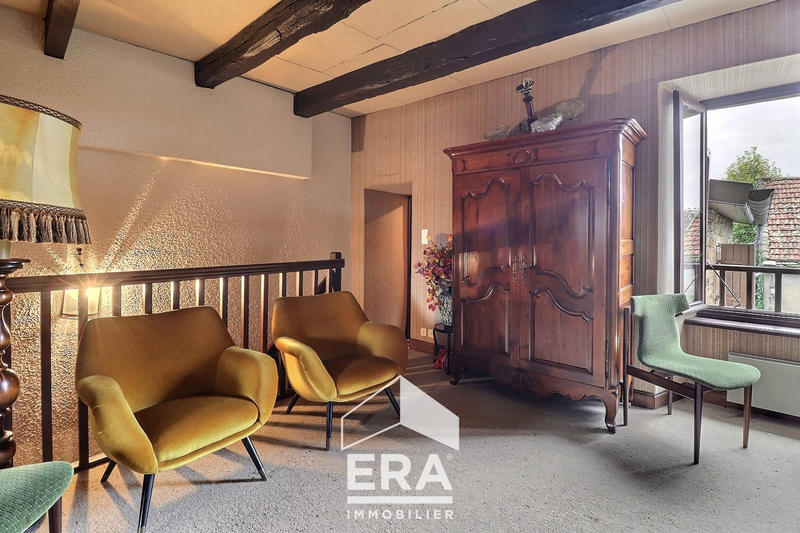 Maison - 121 m² - 5 pièces