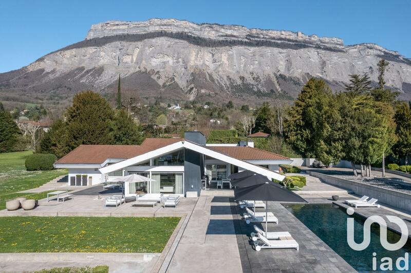 Maison de maîtres - 430 m² - 10 pièces