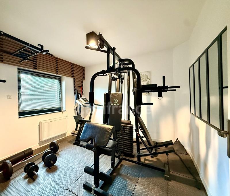 Maison - 162 m² - 7 pièces