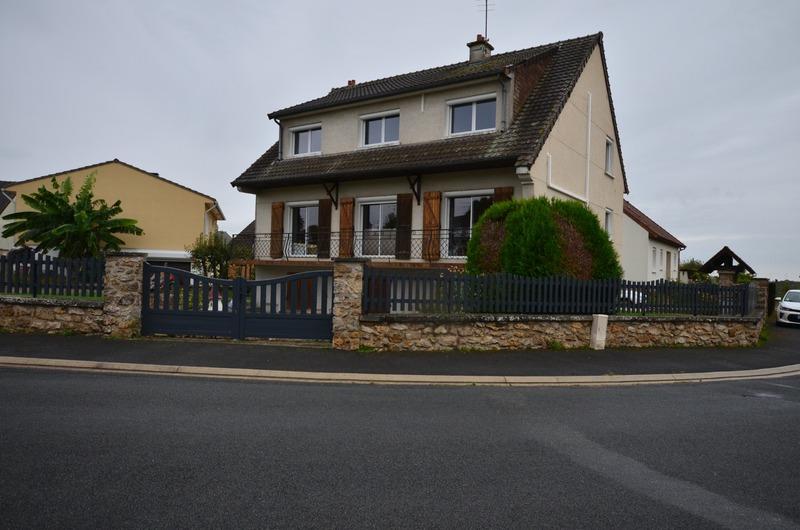 Maison - 158 m² - 6 pièces