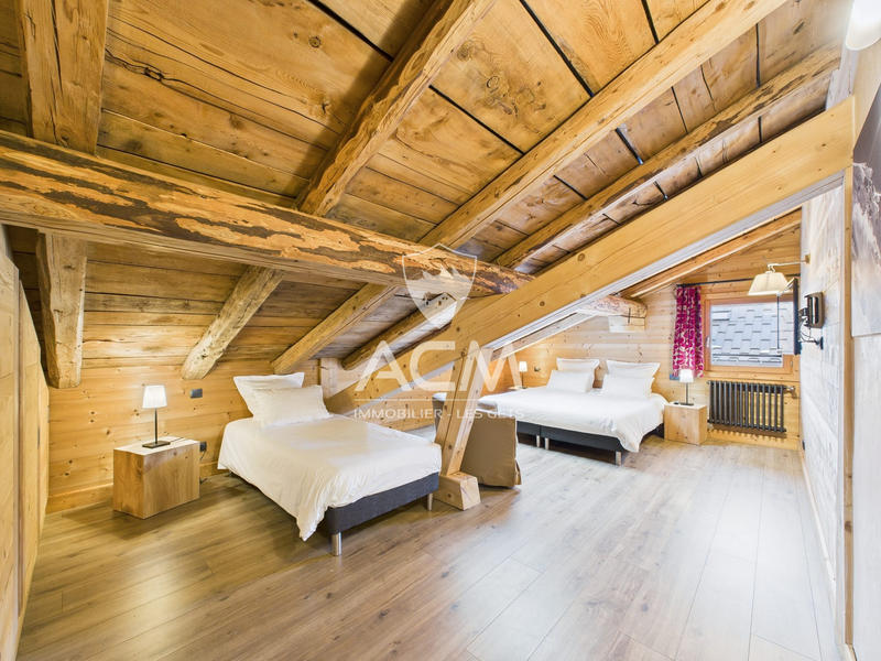 Appartement - 202 m² - 5 pièces