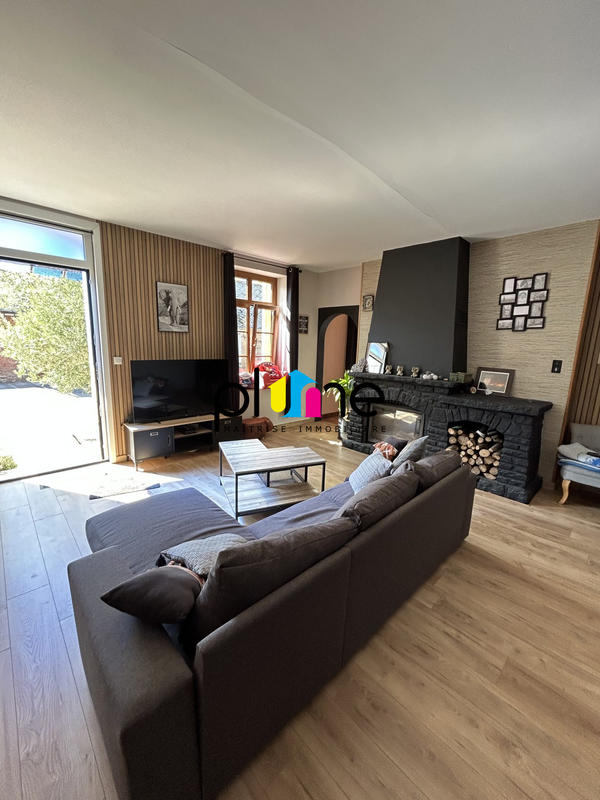 Ferme - 211 m² - 7 pièces