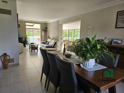 Maison traditionnelle - 152 m² - 5 pièces