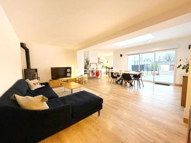 Maison - 142 m² - 6 pièces