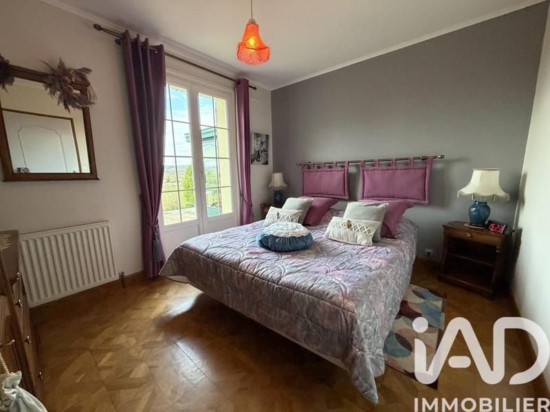 Maison - 174 m² - 7 pièces