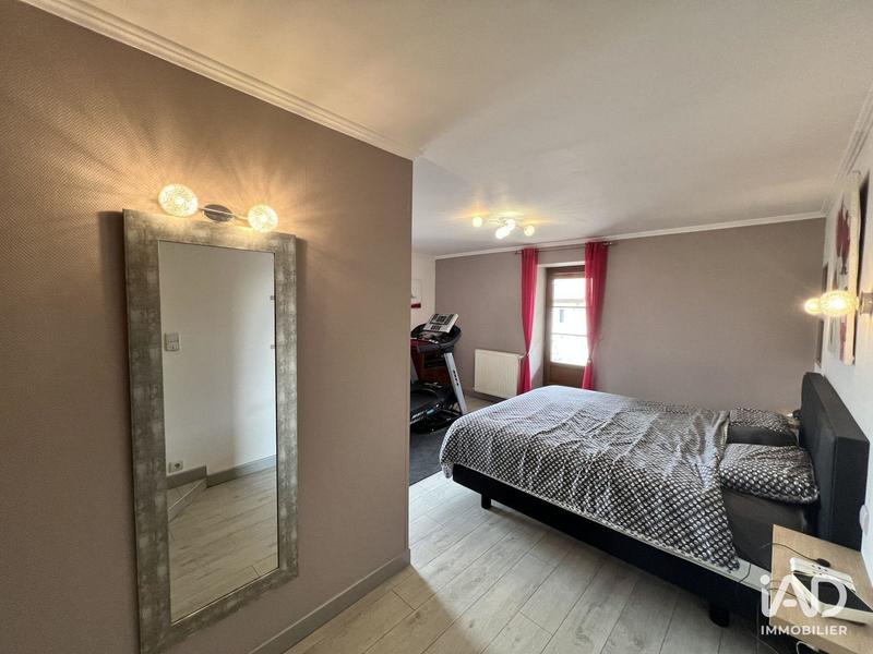 Maison - 237 m² - 6 pièces