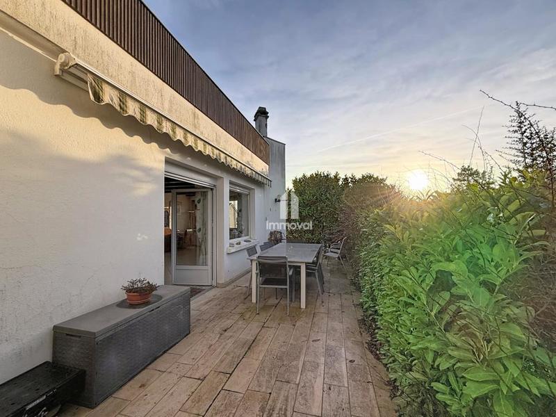 Maison - 147 m² - 4 pièces