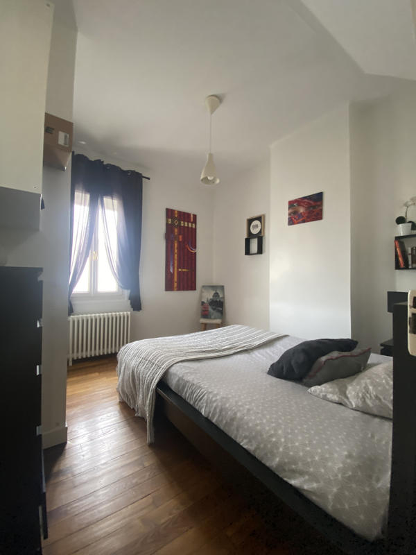 Maison - 240 m² - 7 pièces