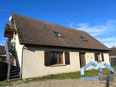 Maison - 170 m² - 8 pièces