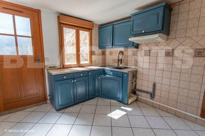 Maison de ville - 80 m² - 5 pièces