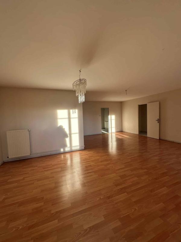 Appartement - 107 m² - 3 pièces