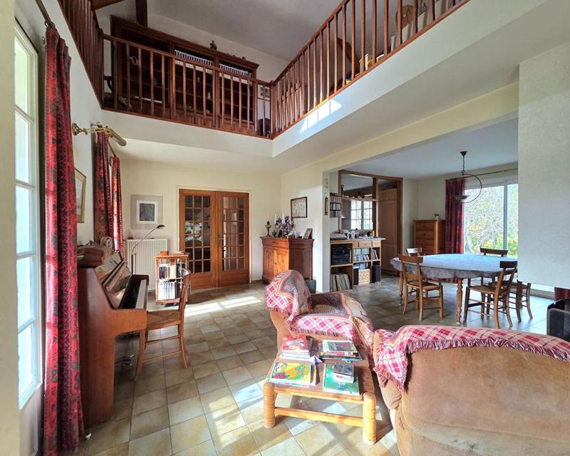 Maison - 175 m² - 6 pièces